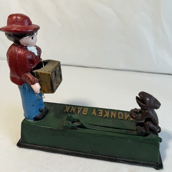 VTG Mechanical Cast Iron Jumping Monkey Coin Bank Works and in Good Condition!! - Picture 4 of 9